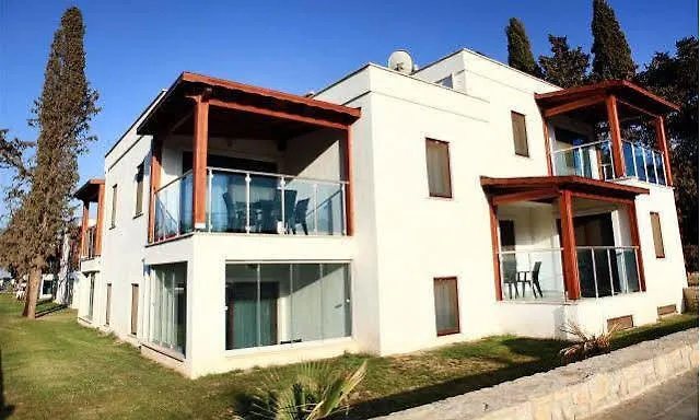 דירות אקיארלר Parilti Beach Houses