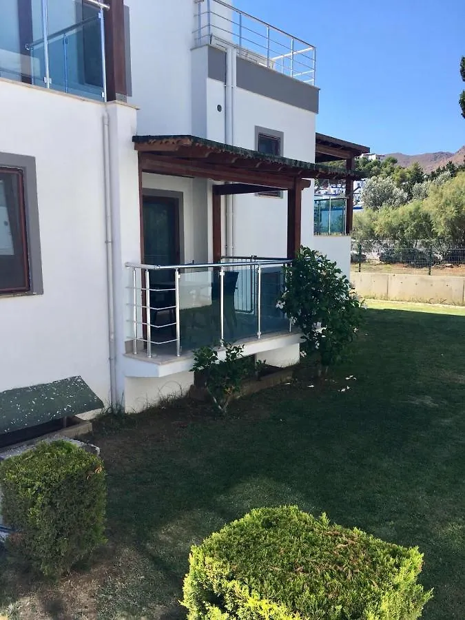 דירות אקיארלר Parilti Beach Houses טורקיה