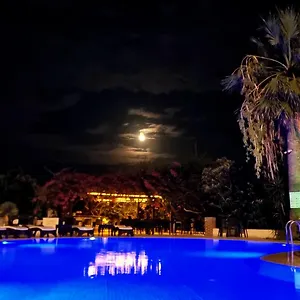 Отель Mare Garden, Акьярлар